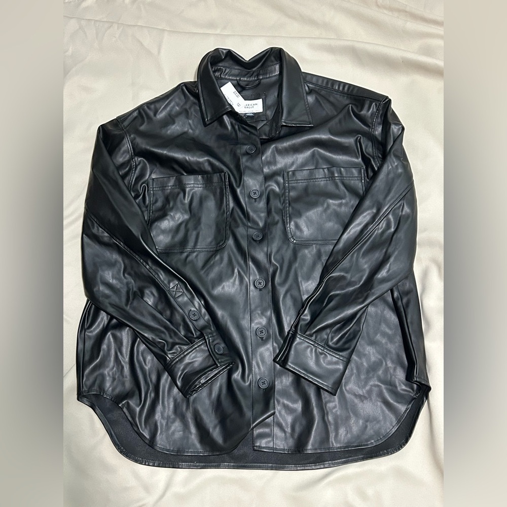 NWT American Eagle Oversized Vegan Leather Shacket in Black - L - Picture 6 of 12